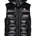 Moncler Bodywarmer met Capuchon