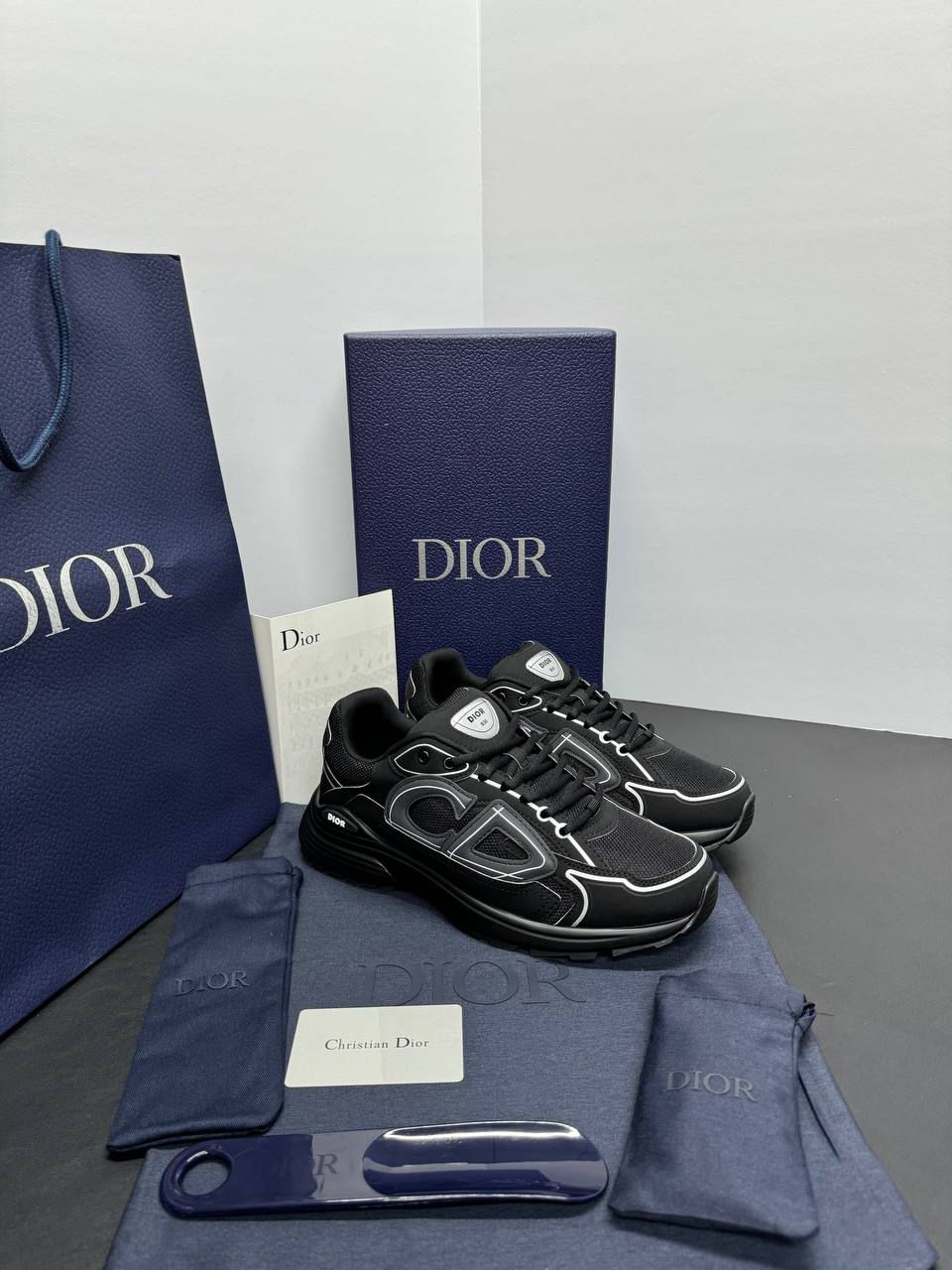 rn-image_picker_lib_temp_1d5d9687-49ae-4021-bc63-8849acbe7a19 Dior B30 - Afbeelding 1