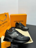 Louis Vuitton Run Away Sneakers - Afbeelding 2