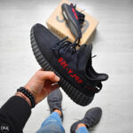 Yeezy Boost 350 V2 Bred - Afbeelding 5
